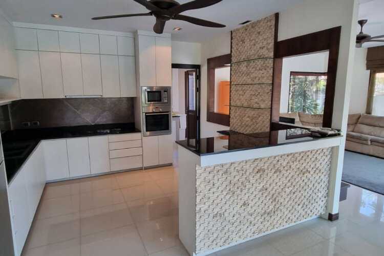 Дом в Банг Ламунге, Таиланд | THE156104