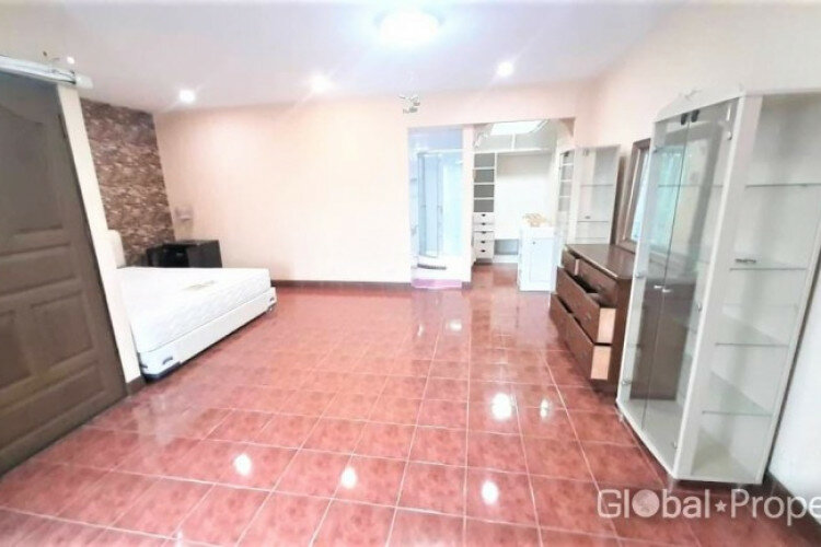 Кондоминиум в Джомтьене, Паттайя, Таиланд | THE543472