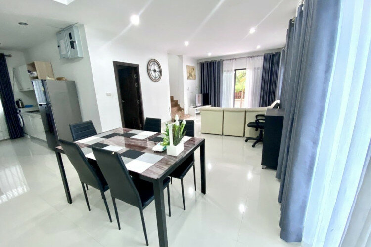 Дом в Чонбури, Таиланд | THE246125