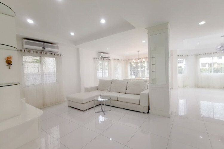 Дом в Чонбури, Таиланд | THE210316