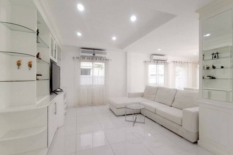 Дом в Чонбури, Таиланд | THE210316