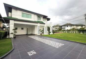 Дом в Чонбури, Таиланд | THE210316