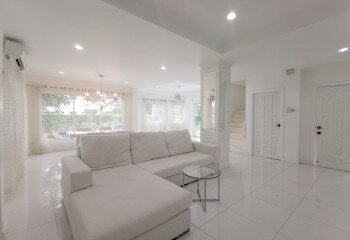 Дом в Чонбури, Таиланд | THE210316