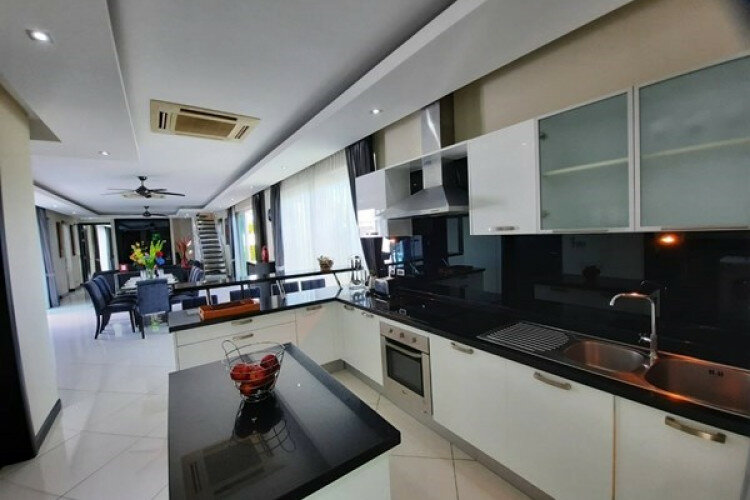 Дом в Банг Ламунге, Таиланд | THE239113