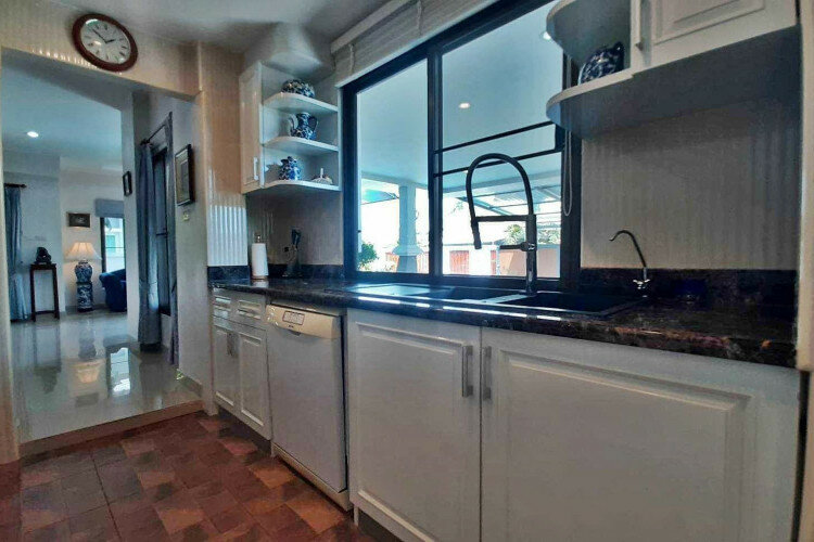 Дом в Банг Ламунге, Таиланд | THE339033