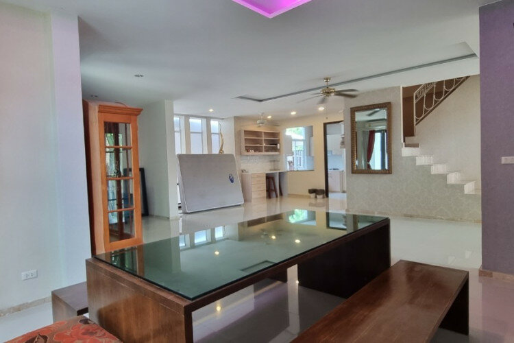 Дом в Саттахипе, Таиланд | THE538461