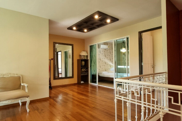 Дом в Саттахипе, Таиланд | THE538461