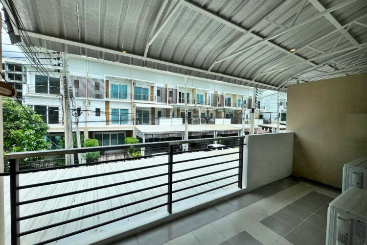 Дом в Банг Ламунге, Таиланд | THE138760