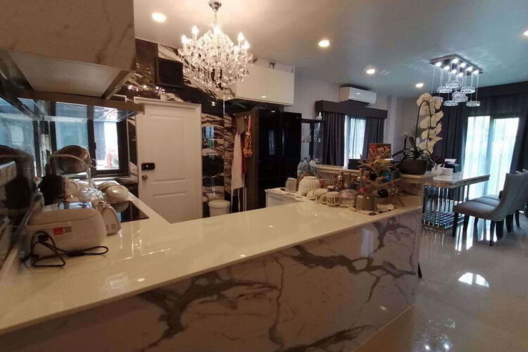 Дом в Самутпракане, Таиланд | THE450735