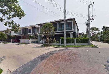 Дом в Самутпракане, Таиланд | THE450735