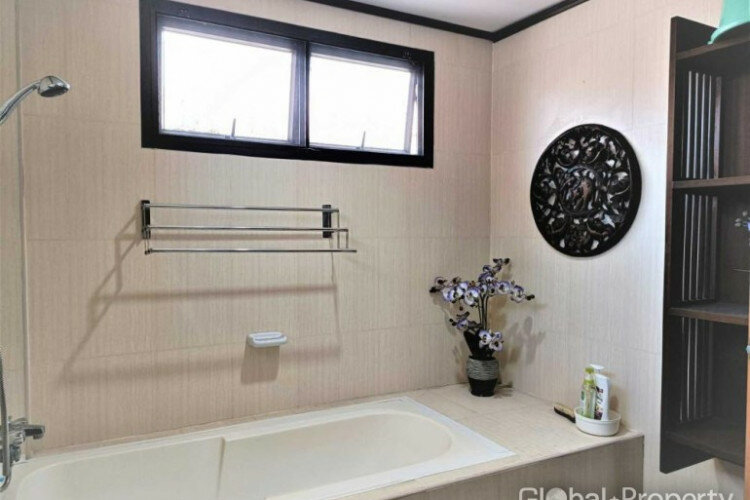 Дом в Паттайе, Таиланд | THE547424