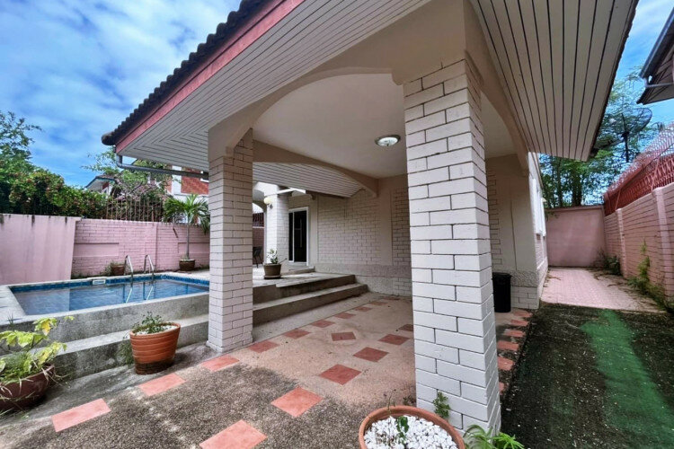 Дом в Банг Ламунге, Таиланд | THE538790