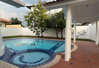 Дом в Банг Ламунге, Таиланд | THE247724