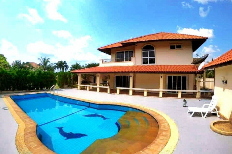 Дом в Саттахипе, Таиланд | THE238630