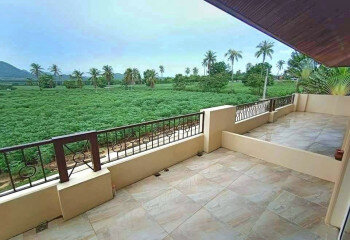 Дом в Саттахипе, Таиланд | THE238630