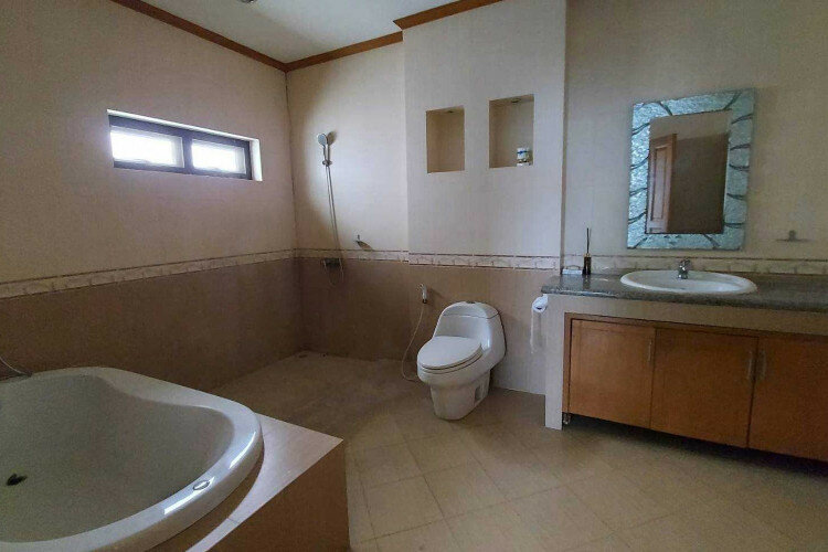 Дом в Банг Ламунге, Таиланд | THE539780