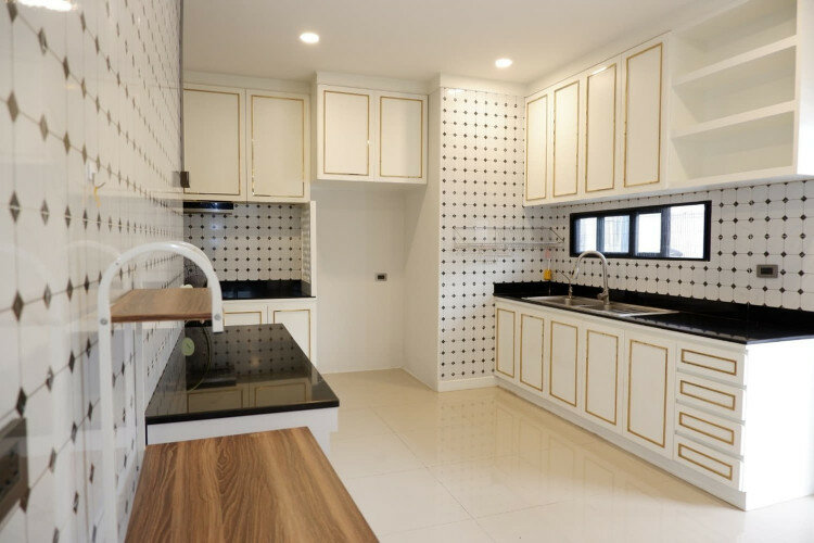 Дом в Банг Ламунге, Таиланд | THE239635