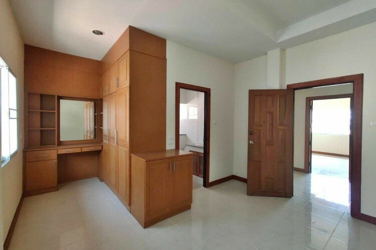 Дом в Банг Ламунге, Таиланд | THE248502