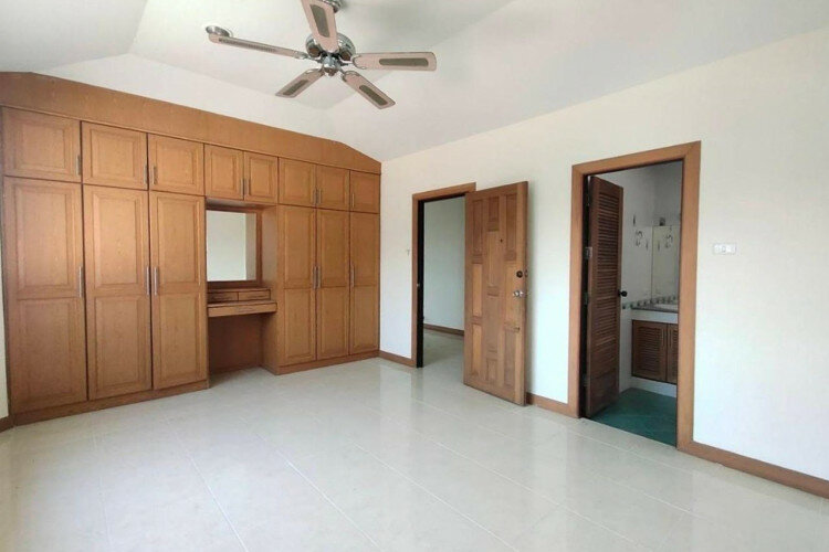 Дом в Банг Ламунге, Таиланд | THE248502