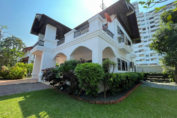 Дом в Банг Ламунге, Таиланд | THE139440