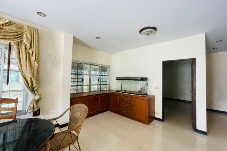 Дом в Банг Ламунге, Таиланд | THE438979