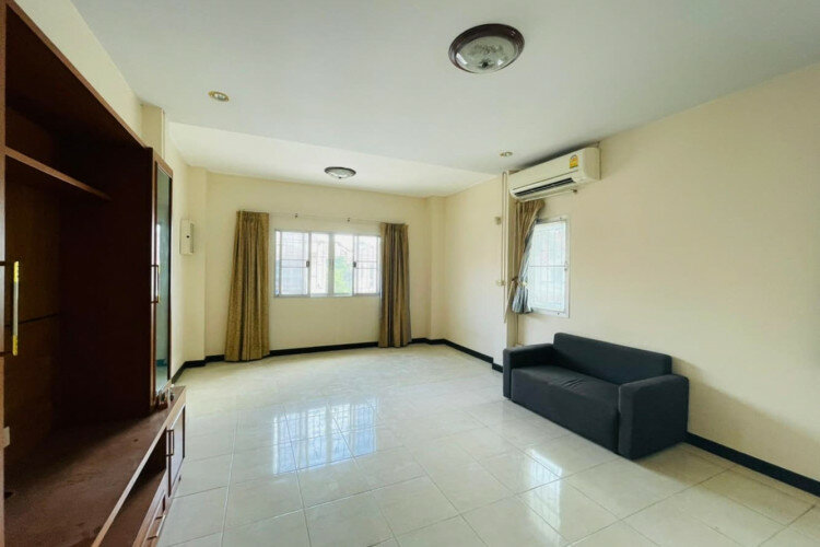 Дом в Банг Ламунге, Таиланд | THE438979