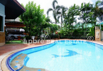 Дом в Банг Ламунге, Таиланд | THE240143