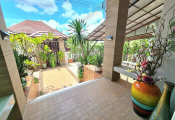 Дом в Саттахипе, Таиланд | THE238447