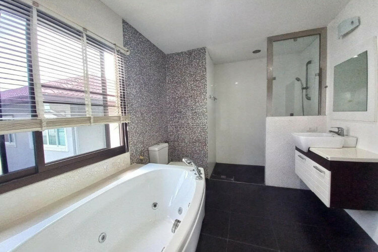 Дом в Банг Ламунге, Таиланд | THE339277