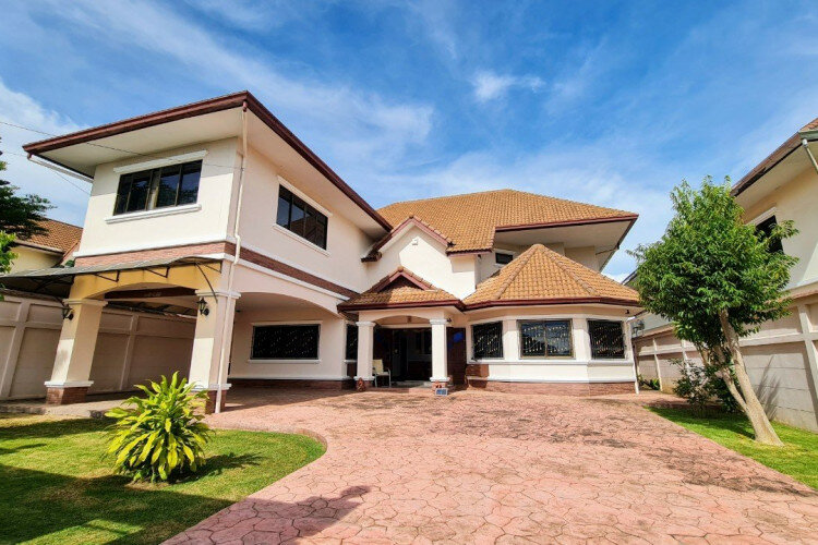 Дом в Банг Ламунге, Таиланд | THE139913