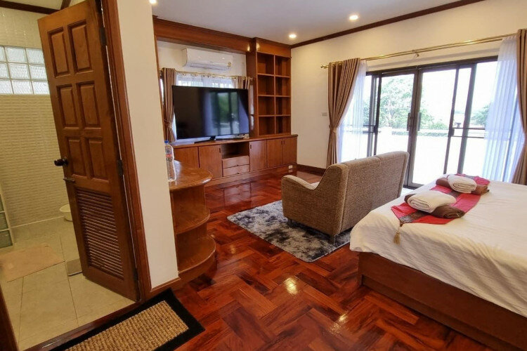 Дом в Банг Ламунге, Таиланд | THE238942