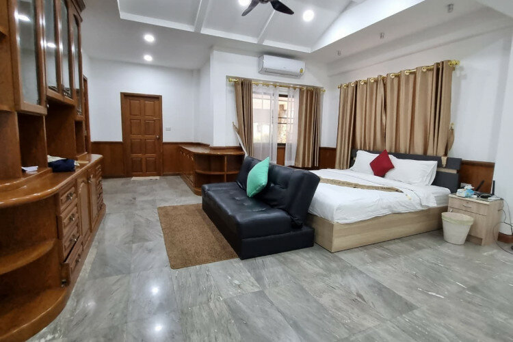 Дом в Банг Ламунге, Таиланд | THE238942