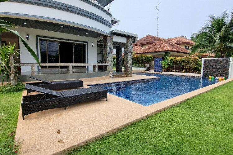 Дом в Банг Ламунге, Таиланд | THE238942