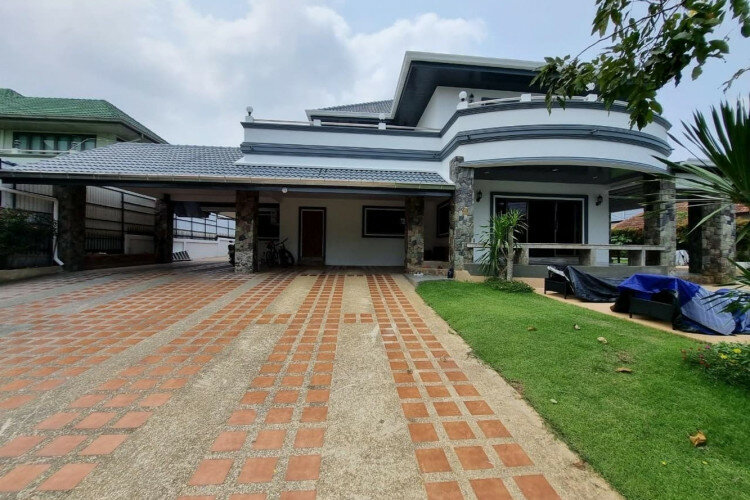 Дом в Банг Ламунге, Таиланд | THE238942