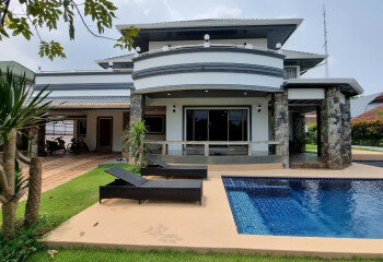 Дом в Банг Ламунге, Таиланд | THE238942