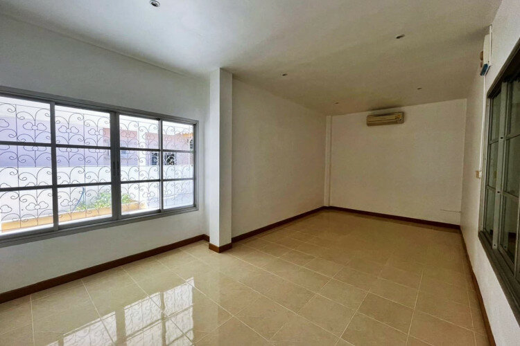 Дом в Банг Ламунге, Таиланд | THE348483