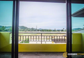 Дом в Саттахипе, Таиланд | THE527987