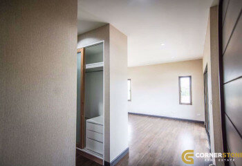 Дом в Саттахипе, Таиланд | THE527987