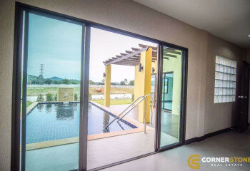 Дом в Саттахипе, Таиланд | THE527987