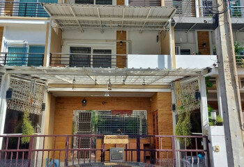 Дом в Банг Ламунге, Таиланд | THE339988