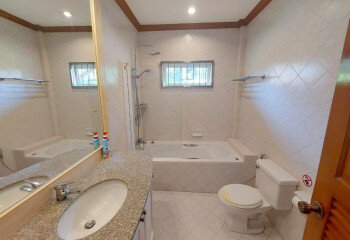 Дом в Банг Ламунге, Таиланд | THE139639