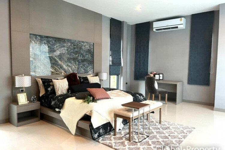 Дом в Сирачае, Таиланд | THE443591