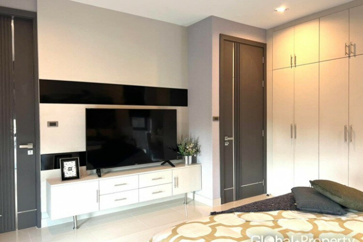 Дом в Сирачае, Таиланд | THE443591