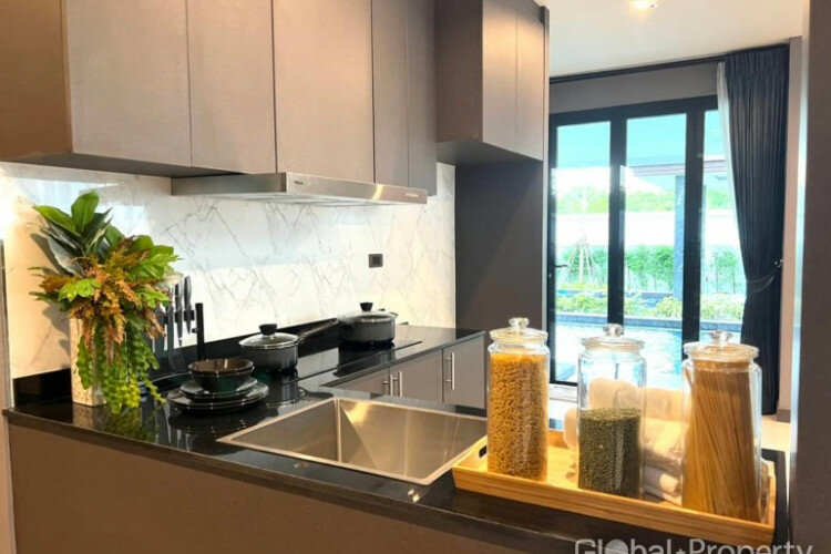 Дом в Сирачае, Таиланд | THE443591