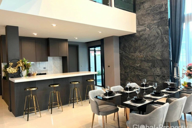 Дом в Сирачае, Таиланд | THE443591