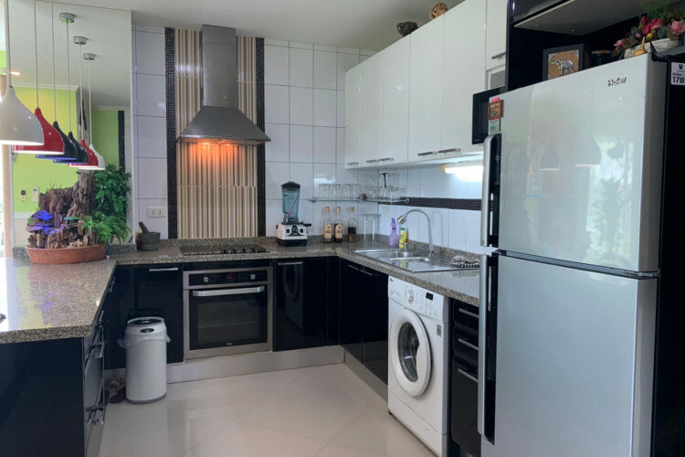 Кондоминиум в Саттахипе, Таиланд | THE538992