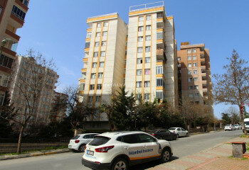 Квартира 5+1 в Малтепе, Стамбул, Турция 